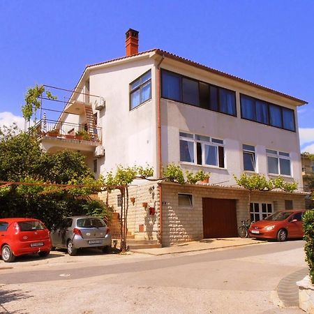 Apartments Bozica Krk Town Exterior foto