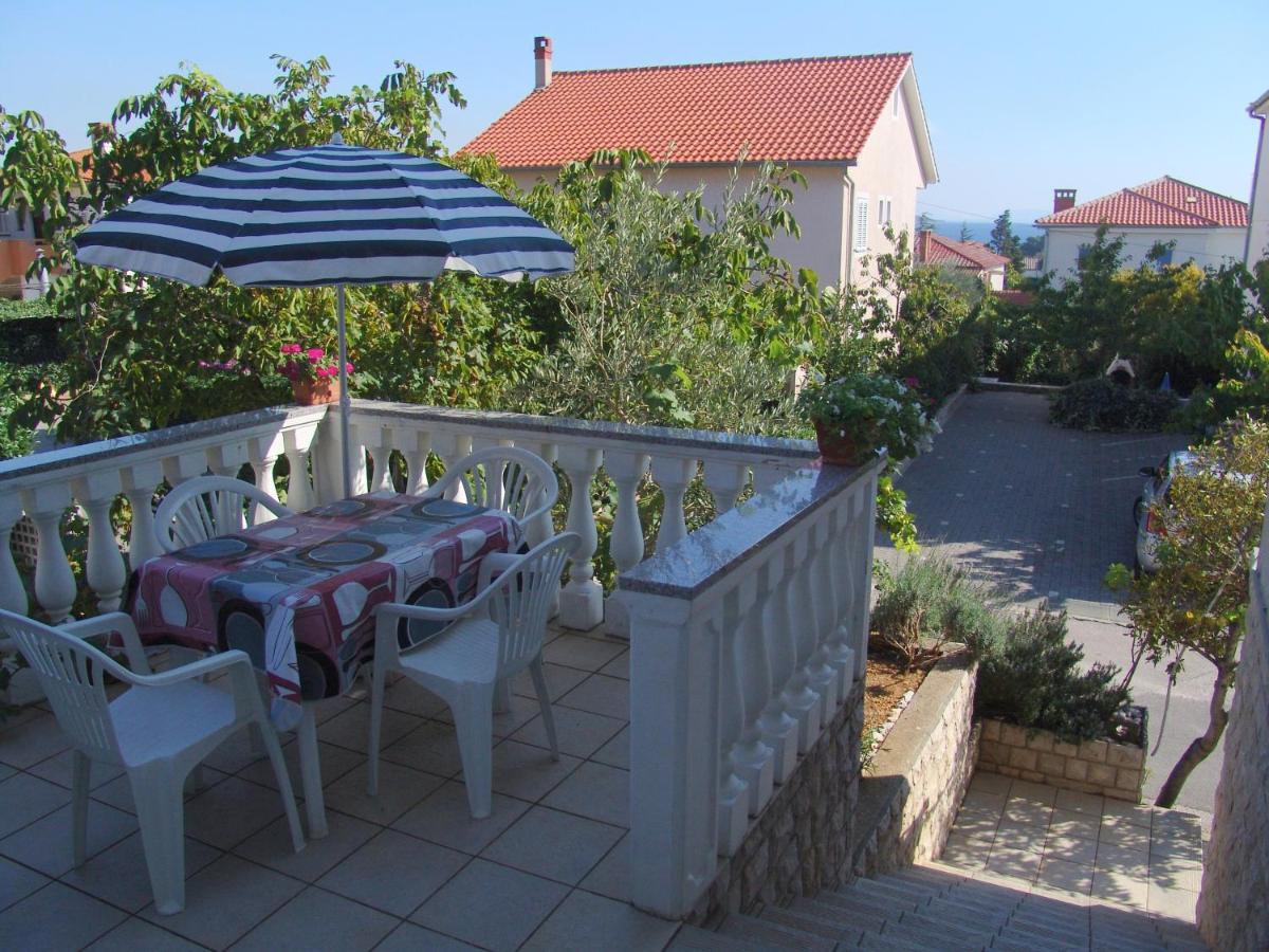 Apartments Bozica Krk Town Exterior foto