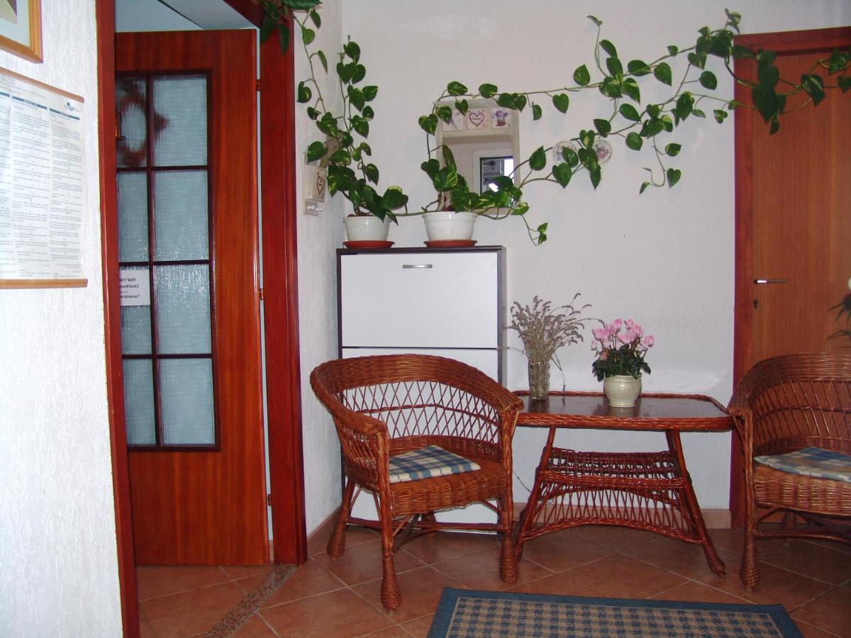 Apartments Bozica Krk Town Exterior foto